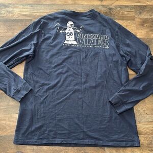 Vineyard Vines long sleeve t shirt size medium